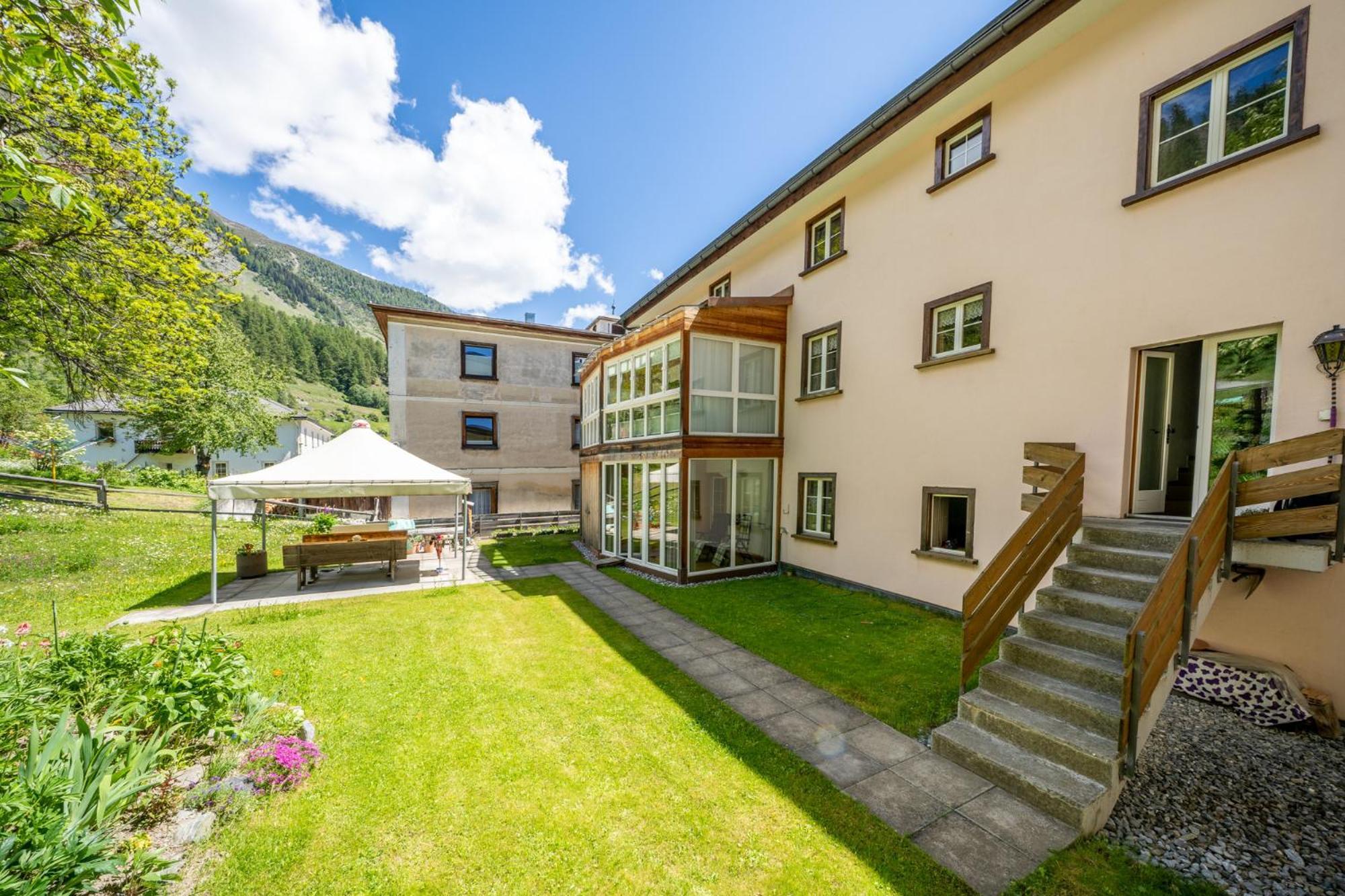 Chasa Plazza Gronda Apartamento Lavin Exterior foto