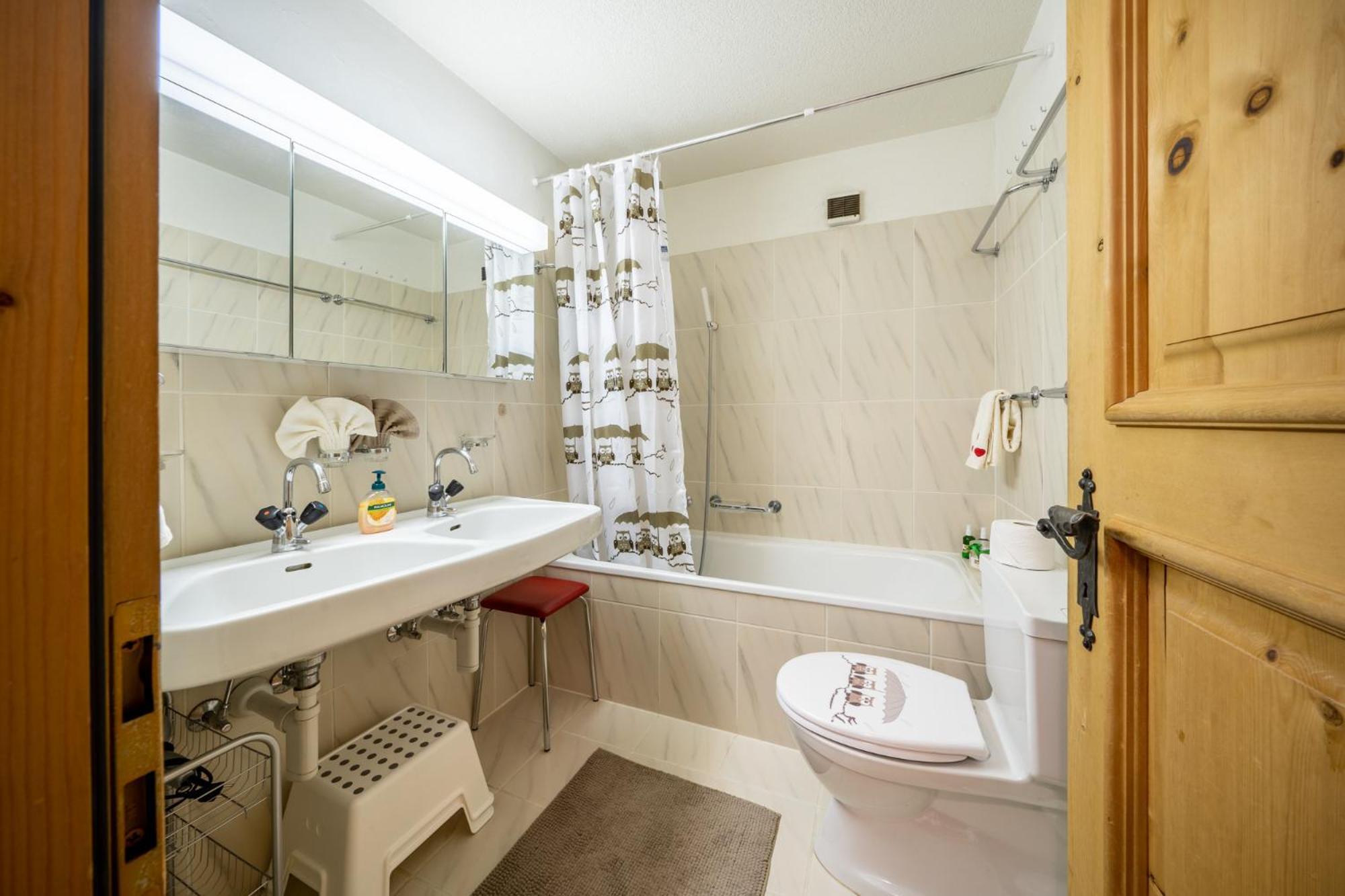 Chasa Plazza Gronda Apartamento Lavin Exterior foto